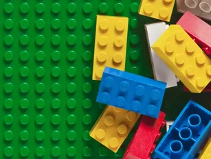 Lego to manufacture bricks from recycled plastic by 2022