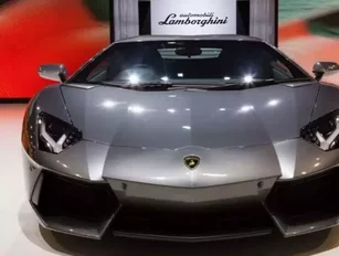 Lamborghini to begin manufacturing outside of Italy by 2017