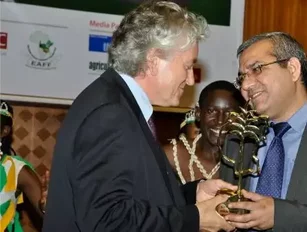 Sanjay Sethi receives 2013 Africa Food Prize Award