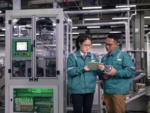 Schneider report: Manufacturing’s rapid green transformation