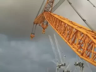 Behind the scenes of the world's largest crane