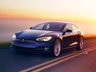 Tesla unveils plans to launch autonomous taxi service in 2020