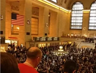 Inside Apple&#039;s New York Grand Central Store Opening