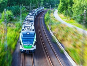 New EC regulation on clean Euro rail energy welcomed