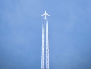 Google Research, American Airlines and Breakthrough Energy are working to reduced contrails with AI, Credit: Arno Senoner on Unsplash