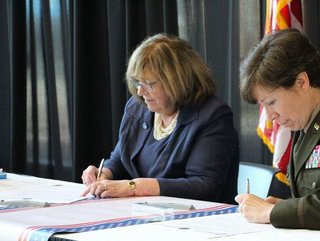 DSU President José-Marie Griffiths and Lt. Gen Maria Barrett, Commanding General of the US Army Cyber Command, signed an Educational Partnership Agreement at a dedicated ceremony.