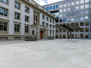 Quai Zurich Campus Courtyard  (Credit: Zurich Insurance Group)