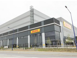 The new DHL / Mars UK facility is one of the tallest distribution centres in Europe. Image: DHL