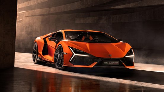 Lamborghini overtakes Ferrari with €20 billion valuation | Business Chief  EMEA