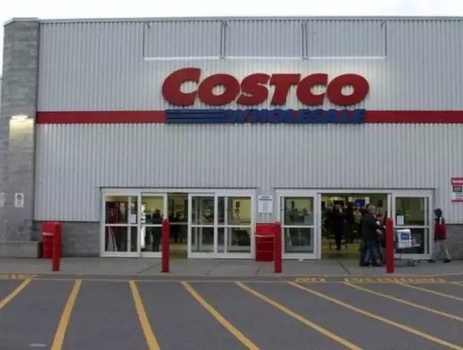 Costco is Parting Ways with American Express Food and Drink Digital