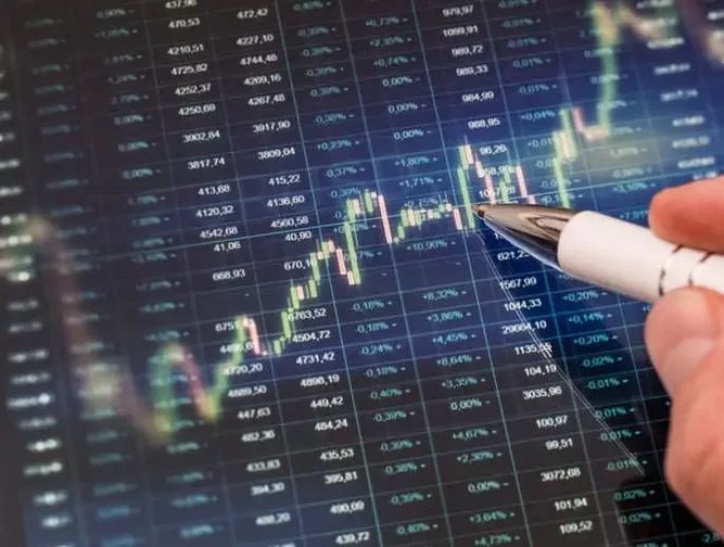 Bayer announces rise in group sales for Q2 but warns of lower fullyear