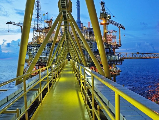 How managing risk in the oil and gas industry can prevent a largescale disaster Energy Magazine