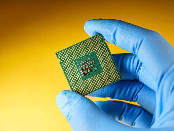 A microchip timeline from 1959 to the supply chain shortage