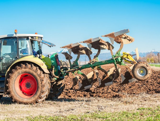 Tractor & Agriculture Equipment Manufacturer