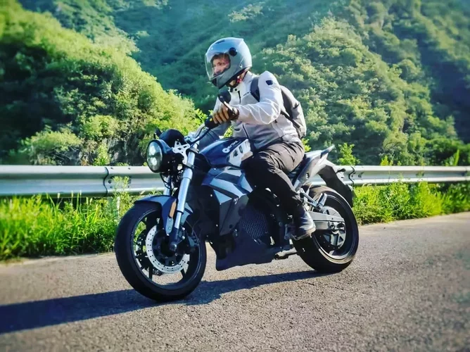 Best electric motorcycle on sale for commuting