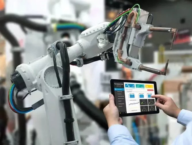 The Warehouse Of The Future: Mobile-piece Picking Robots Becoming A ...