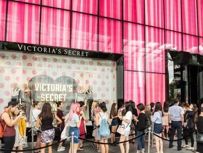 VICTORIA'S SECRET PINK - Valiram Group