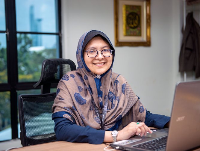 Asiah Abu Samah | Technology Magazine