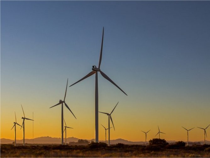 Khobab and Loeriesfontein wind farms to start supplying power to ...