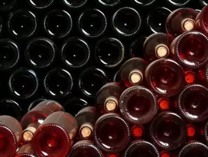The Quebec Liquor Board is skeptical about a new wine bottle deposit