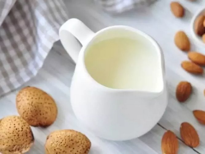 Four Reasons to Follow Dunkin Donuts in Adding Almond Milk to Your Menu