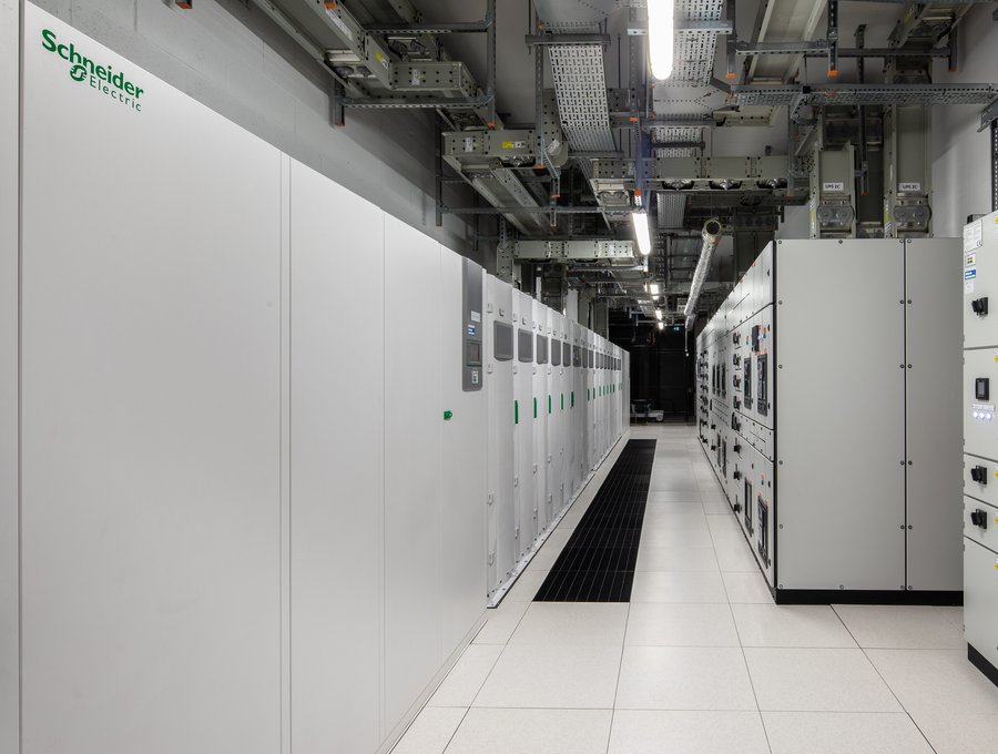 Schneider & Digital Realty Tackle Data Centre Circularity | Data Centre - Schneider Data Center Expert Knowledge Base